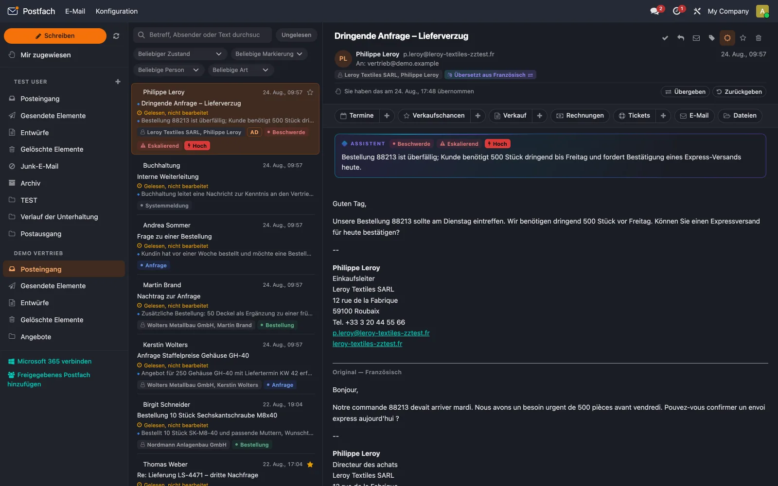 Der Mail-Client im Odoo-Backend: links die Postfächer und Ordner, in der Mitte die Nachrichtenliste mit Zusammenfassungen und Markierungen, rechts die geöffnete Nachricht.